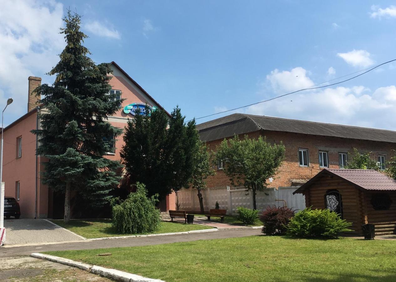 Міні-Готель Нептун Rivne Exterior photo